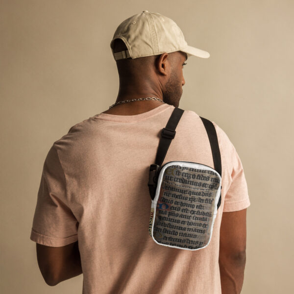 A bag with no Orville - Image 3